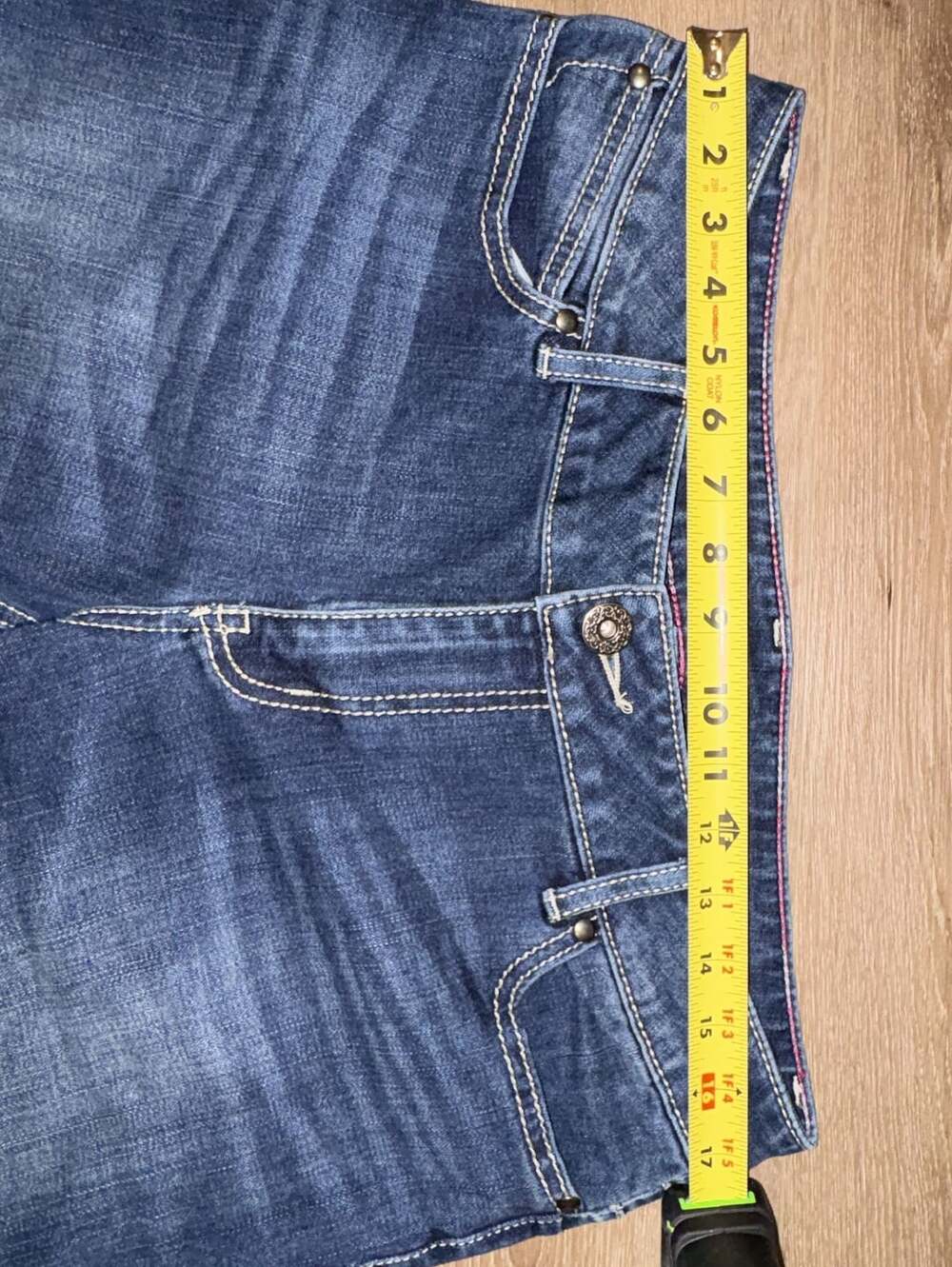 Wrangler Women's Dark Wash Bootcut Embellished Pocket Jeans - Picture 6 of 7
